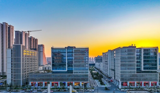 奮進(jìn)“紅五月”！城發(fā)產(chǎn)業(yè)園項(xiàng)目建設(shè)力拼當(dāng)“夏”